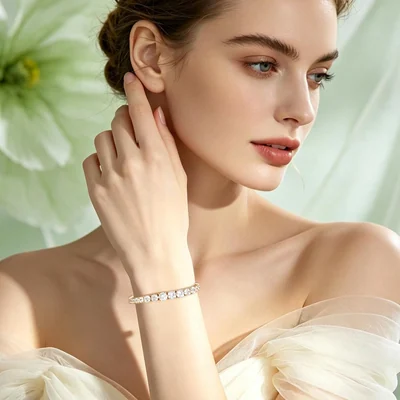 Graduated Tennis Bracelet by Gemsme, Gold Plated