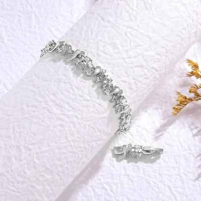 Elephant Link Bracelet by Gemsme